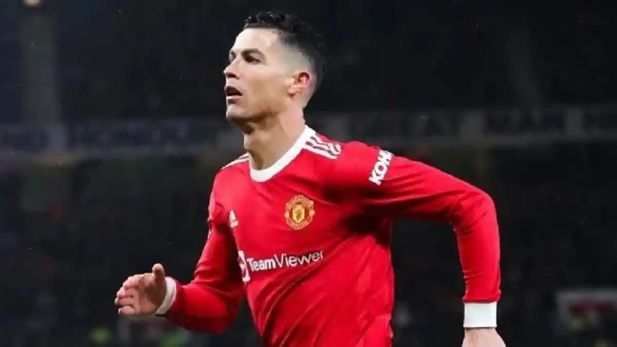 Cristiano Ronaldo Jika Tinggalkan Manchester United Bakal Berlabuh Di Paris Saint-Germain