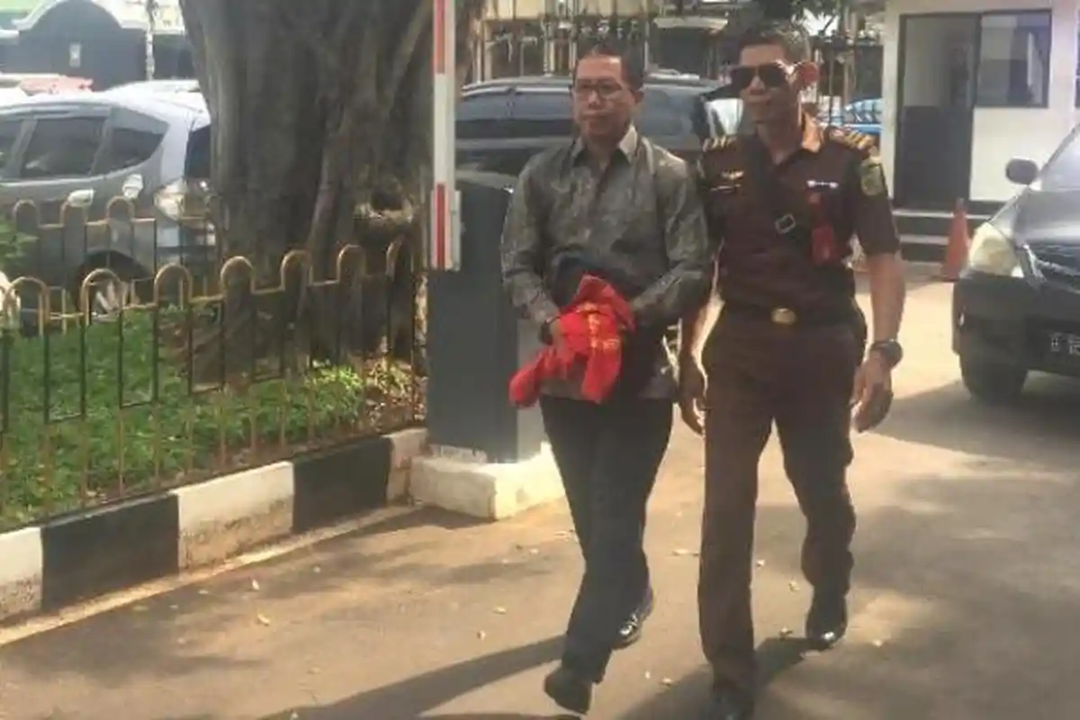 Joko Driyono Tiba di PN Jakarta Selatan dengan Tangan Diborgol