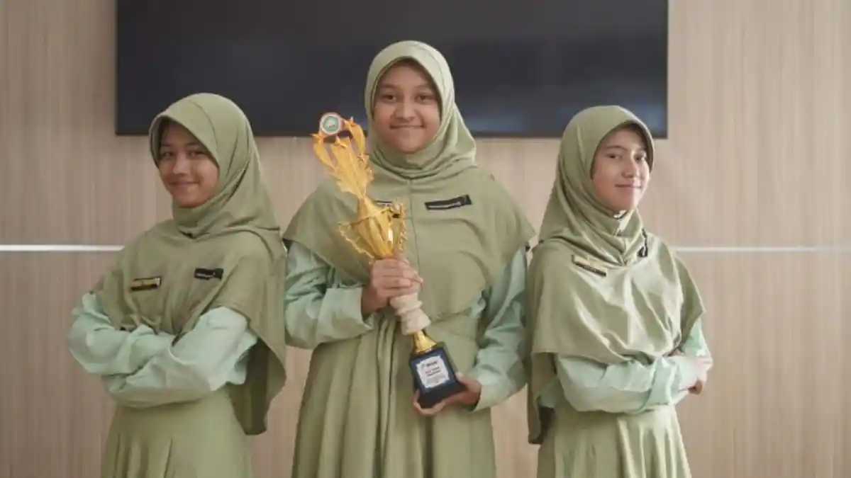 Sekolah Progresif Bumi Shalawat dalam Transformasi Pesantren