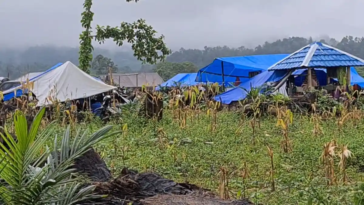 Gubernur Minta Pangdam Ganti Tenda Pengungsi
