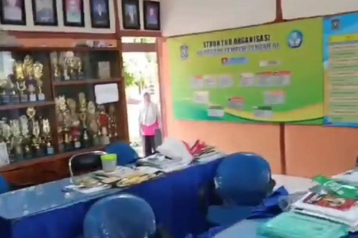 Bukan Mau Belajar,  Maling Masuk Sekolah di Lumajang Gondol Laptop, LCD Proyektor dan Sound System