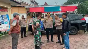 Wakil-Bupati-Asad-Yahya-Syafii-baju-Kropri-Ketua-DPRD-Ahmad-Dhafir-jaket-hitam-Kap.jpg