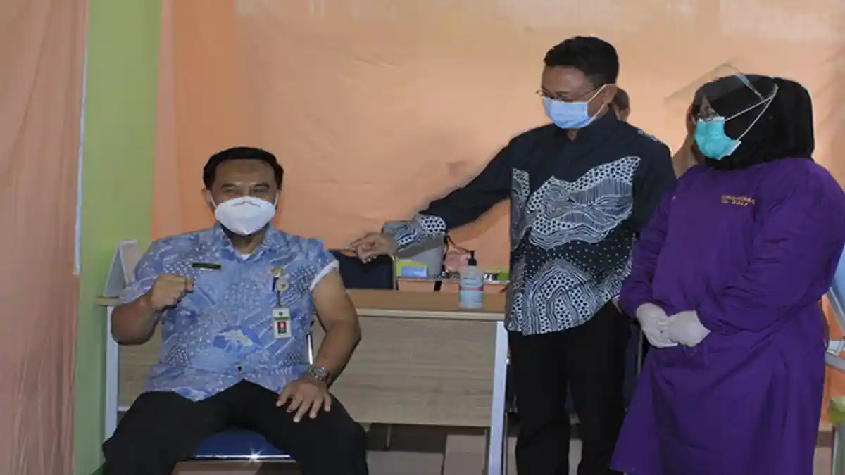 Kadiskes Kota Pontianak Ungkap Ada Beberapa Hambatan Vaksinasi Lansia