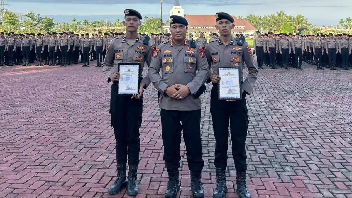 Aksi Heroik Bripda Erik Sirait dan Bripda Rafael Girsang Bekuk Geng Motor, Diganjar Penghargaan