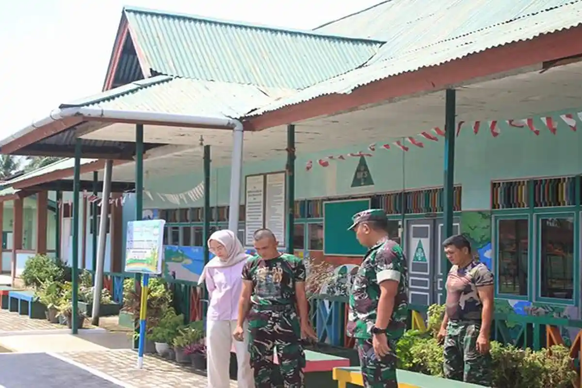 Dandim dan Ketua Persit Tinjau TK Kartika XVII-08 Mempawah, Ciptakan Lingkungan Belajar yang Ceria