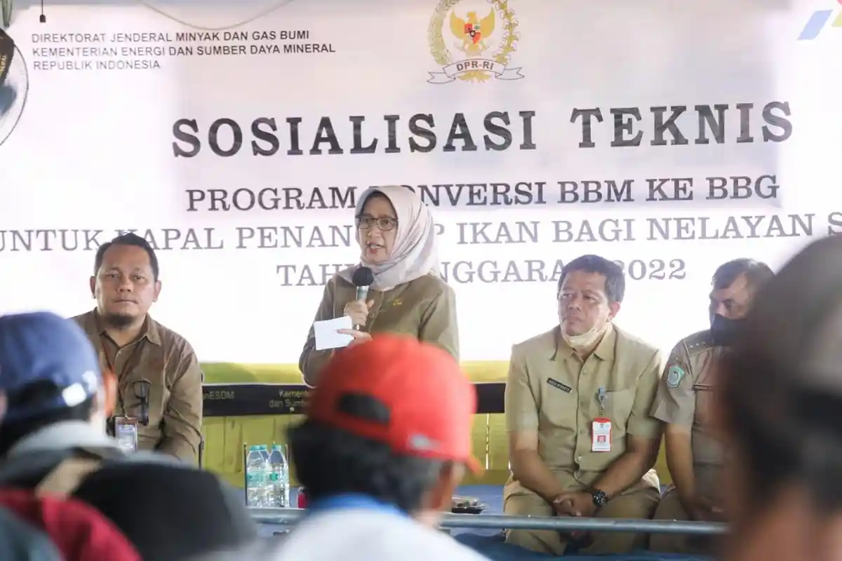 Ratusan Nelayan Lumajang Mulai Melaut Pakai LPG