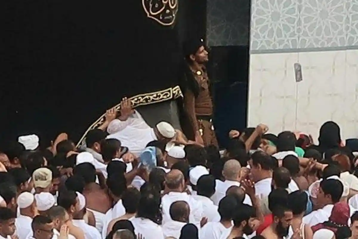 Ibadah Haji 2019 - Suhu di Mekah Nyaris 50 Derajat, Kondisi Cuaca Berangin dan Berdebu