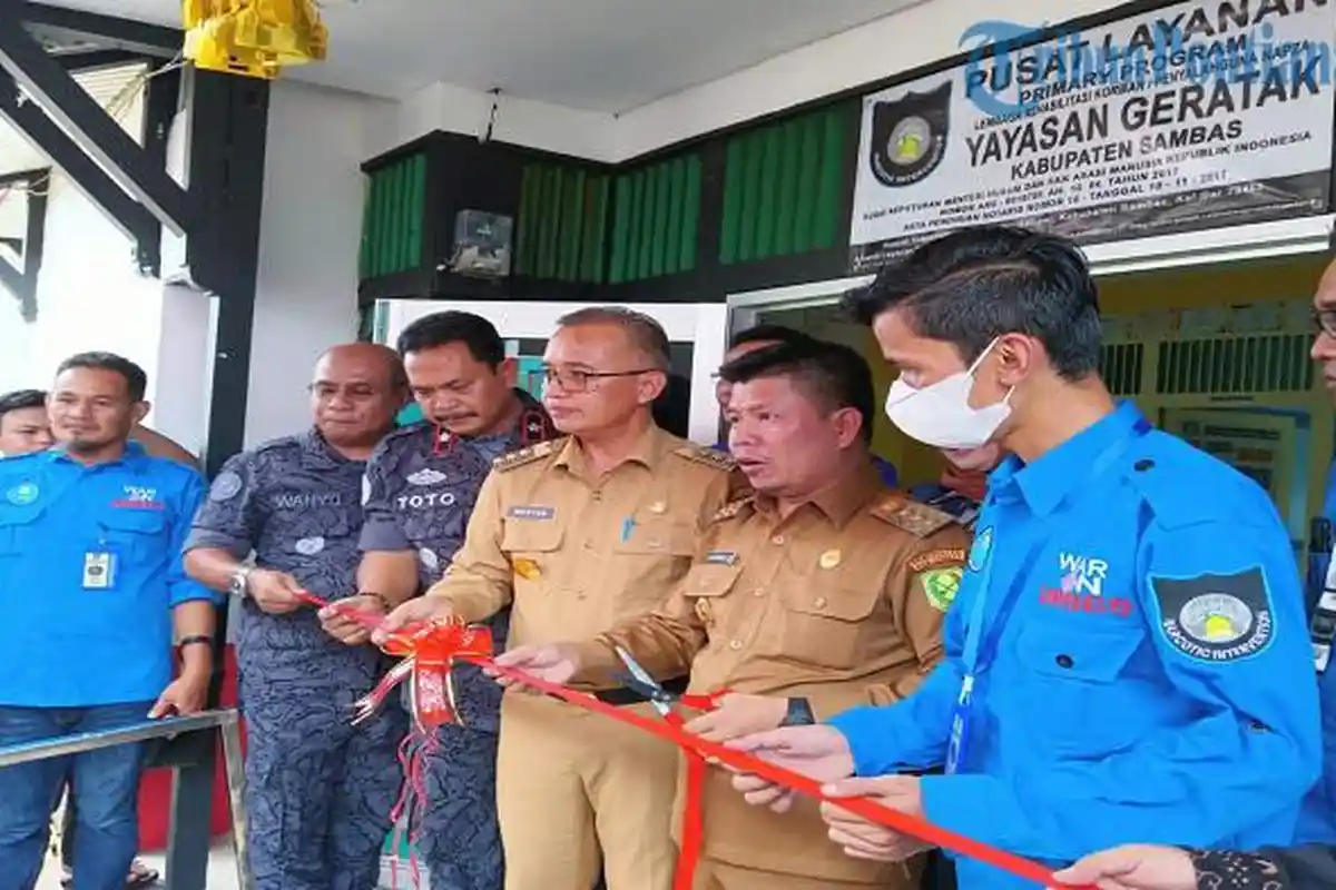 Bupati Sambas Resmikan Gedung Balairehabilitasi Napza Yayasan Geratak di Sejangkung