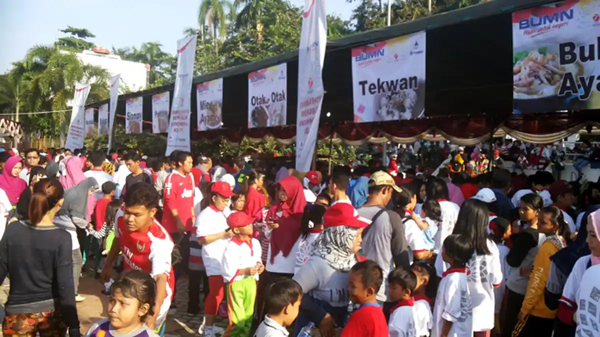 Makanan Khas Bangka Diserbu Para Peserta Jalan Sehat BUMN untuk Negeri