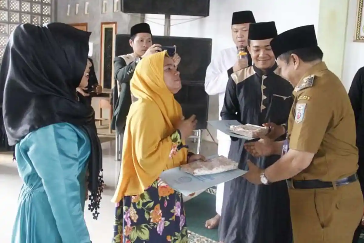 Wabup Way Kanan Hadiri Pengajian di Kasui