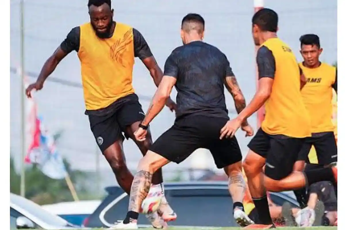 PSM Makassar vs Arema FC, Singo Edan Harus Tampil Agresif Lawan Juku Eja Demi Raup Kemenangan