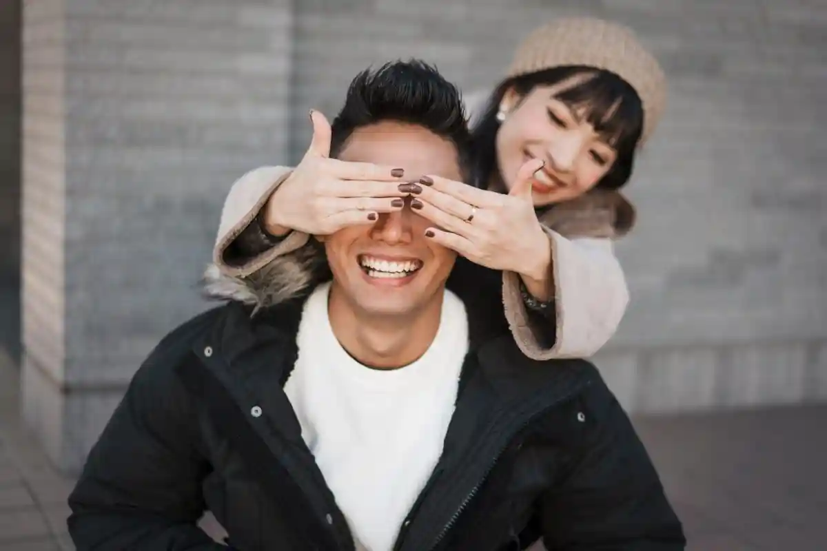 RAMALAN CINTA Besok, Sabtu 17 Agustus 2024 untuk Shio Monyet, Ayam, Anjing dan Babi