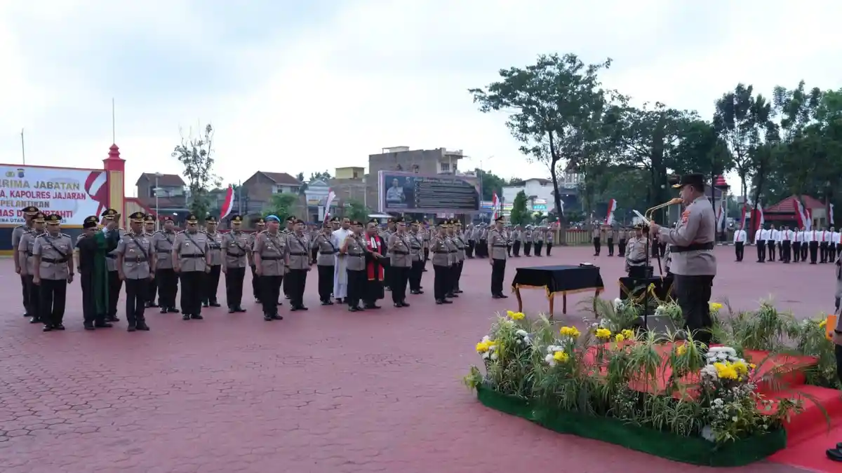 Wajah Baru, Semangat Baru: Serah Terima Jabatan PJU dan Kapolres Jajaran Polda Sumut