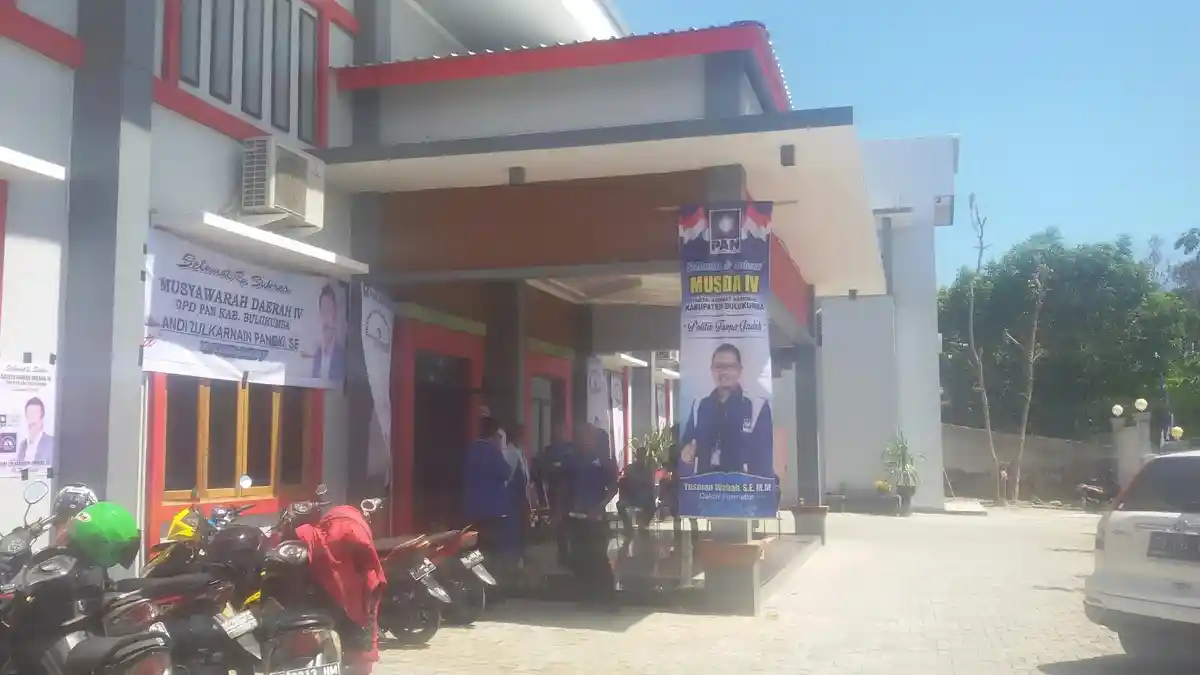 Jelang Musda PAN Bulukumba, Poster Yusman Wahab Terpasang di Hotel AGRI