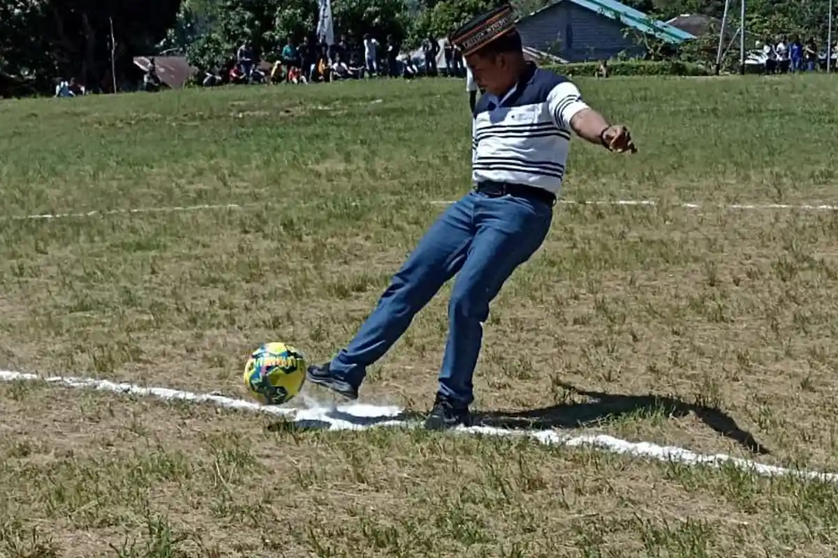 60 Tim Ikut Turnamen Sepak Bola Golo Meni Cup, Wabup Siprianus: Jaga Persaudaraan