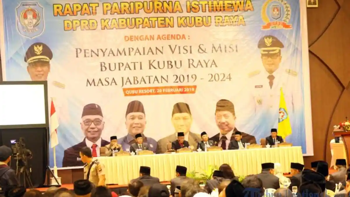 Bupati Kubu Raya Muda Mahendrawan Janji Lakukan Percepatan di Semua Sektor - penyampaian-visi-dan-misi-tersebut-digelar-melalui-sidang-paripurna-istimewa-rabu-202.jpg