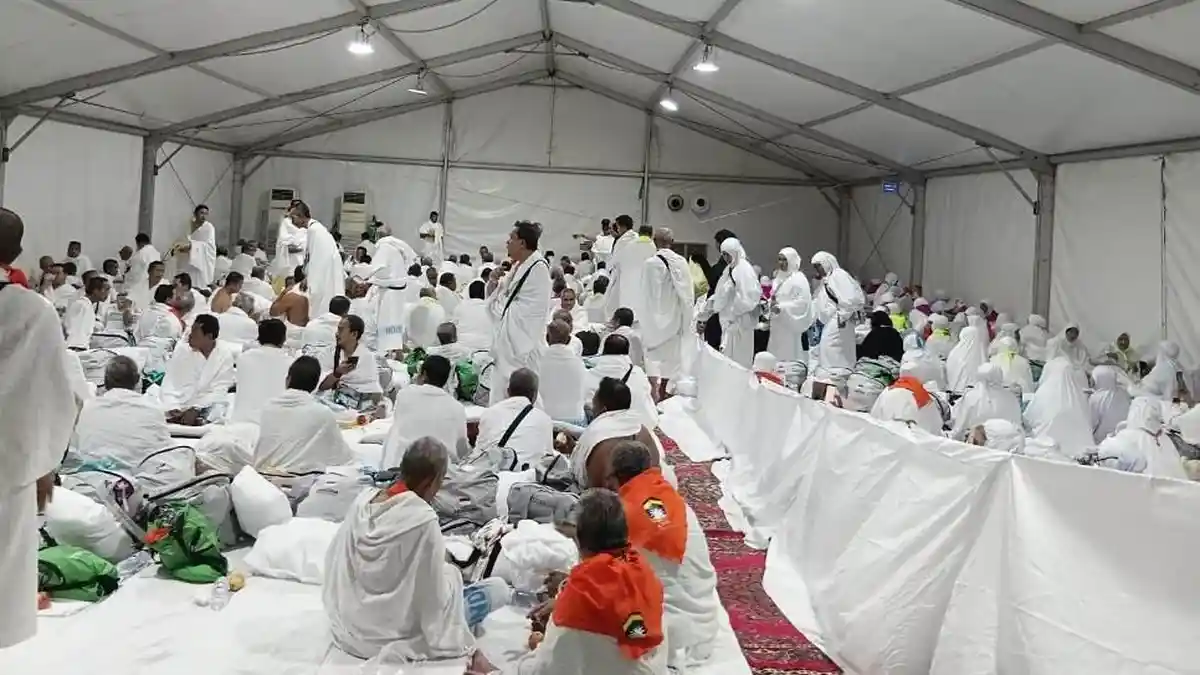 Jemaah Haji Asal Pangkalpinang Mulai Lempar Jumrah