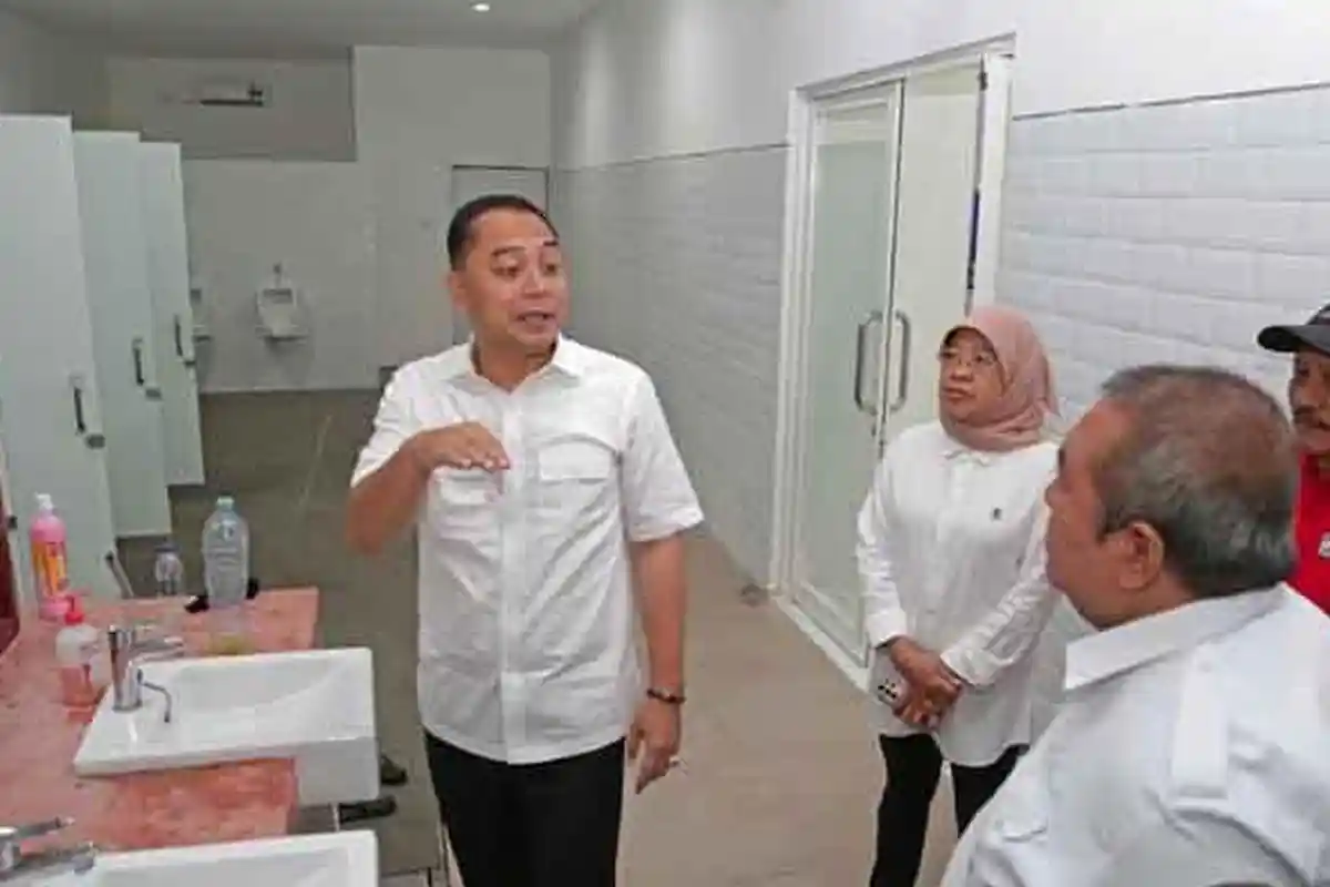 Eri Semprot Kepala Disbudporapar Buntut Harga Sewa GBT untuk PSSI: Persebaya Saja Ada Diskon