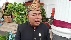 Waka-II-DPRD-Kabupaten-Kepahiang-Hariyanto-saat-Paripurna-Istimewa-HUT-ke-20.jpg