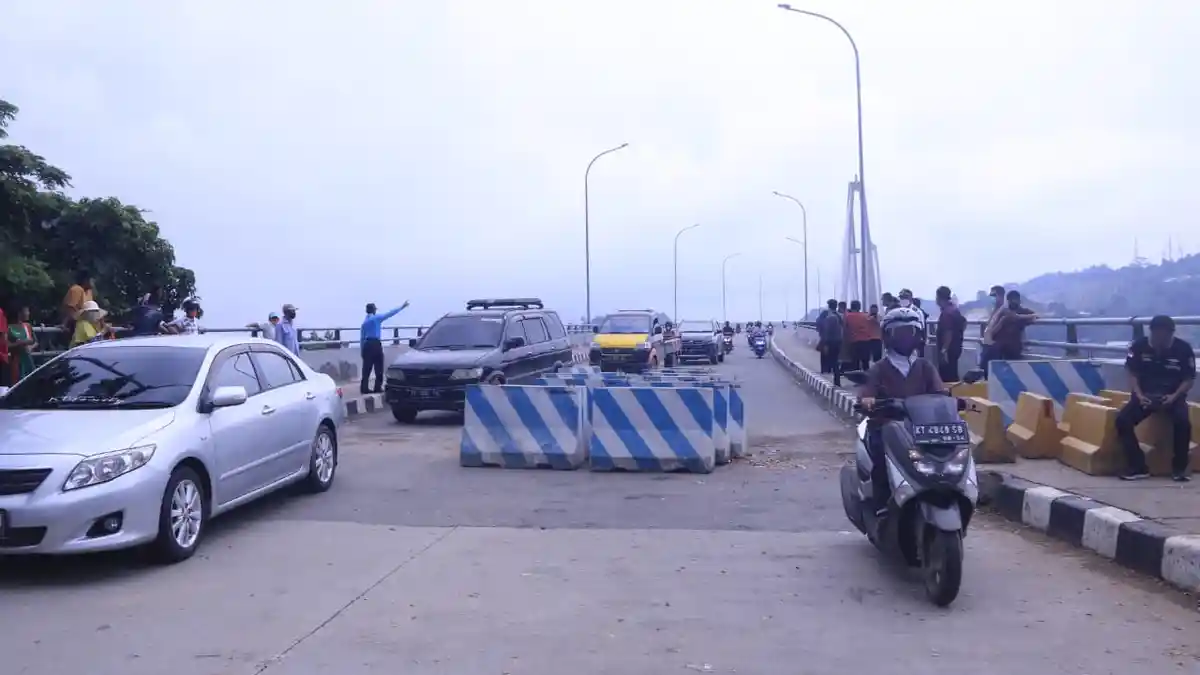 Dishub Samarinda Turunkan Personel di Dua Segmen Jembatan Achmad Amins, Dibagi Tiga Shift