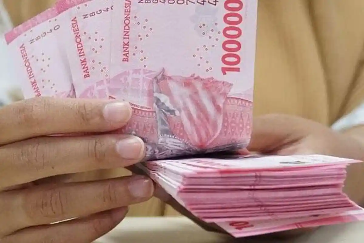 Daftar Gaji UMK 2025 di Jatim, ada Tiga Upah Terkecil dan Terbesar setelah Resmi Ditetapkan