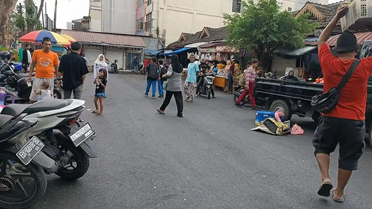 Dikunjungi Presiden Joko Widodo, Halaman Pasar Halat Medan Diaspal Mulus, Kondisinya Masih Lengket