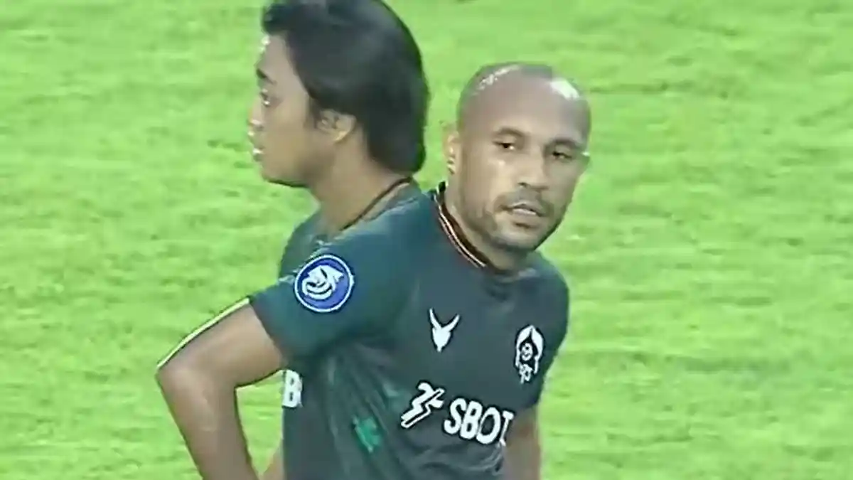 Kemenangan PSIS Semarang Dibuyarkan Dimas Drajat Pada Masa Injury Time