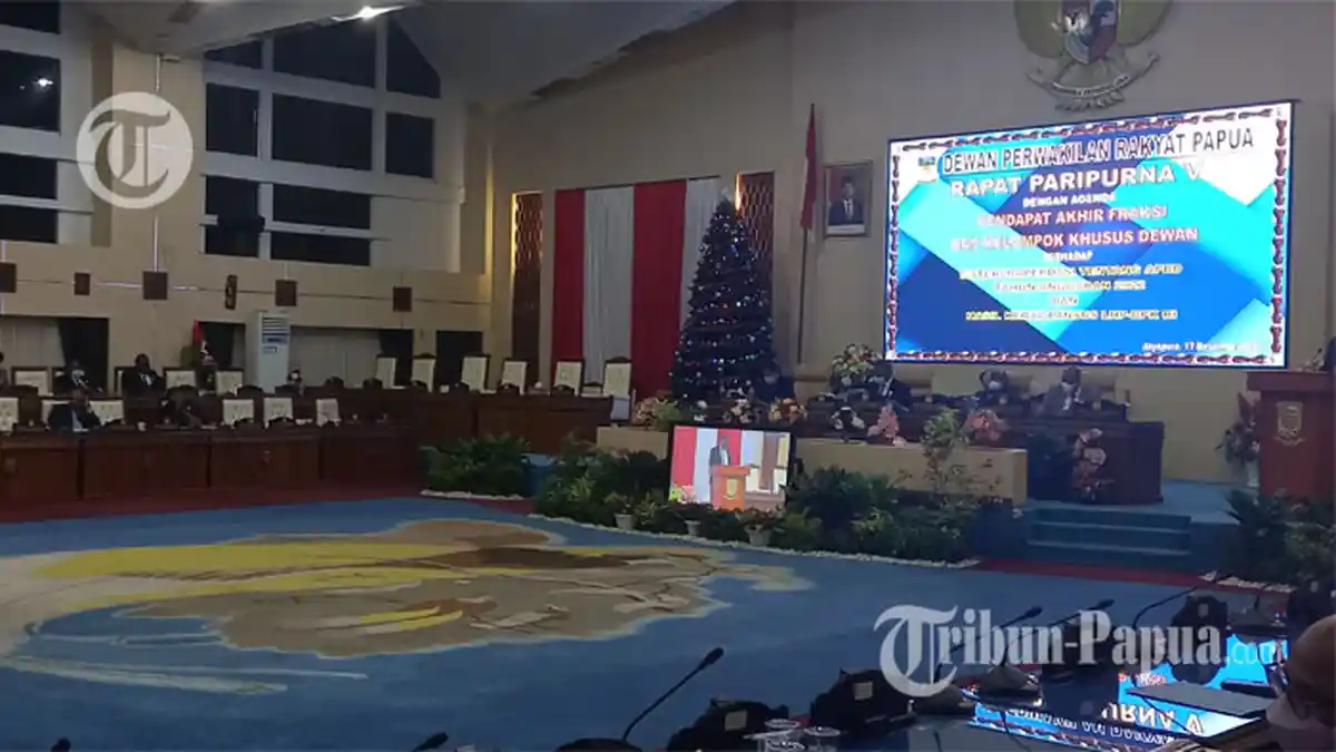 DPR Ketok Palu, APBD Papua 2022 Sah Rp 8,9 Triliun
