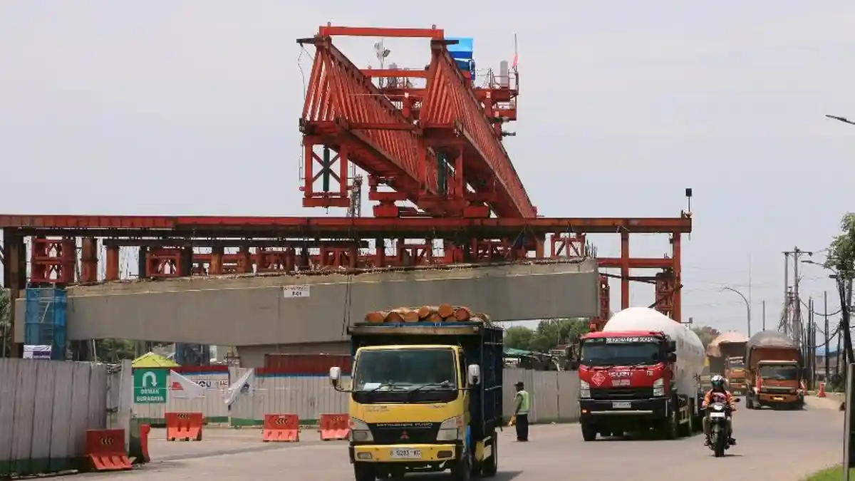 Update Progres Proyek Tol Semarang-Demak Seksi 1, Belum Capai 50 Persen Terimbas Banjir Rob