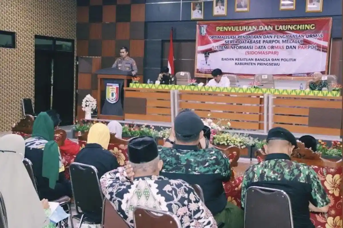 Kesbangpol Pringsewu Luncurkan Sidomaspar Awasi Data Ormas dan Parpol