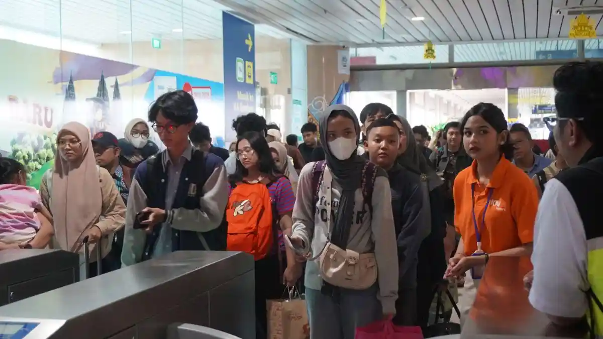 KAI Bandara Operasikan 94 Perjalanan Kereta Per Hari untuk Arus Mudik dan Balik Lebaran