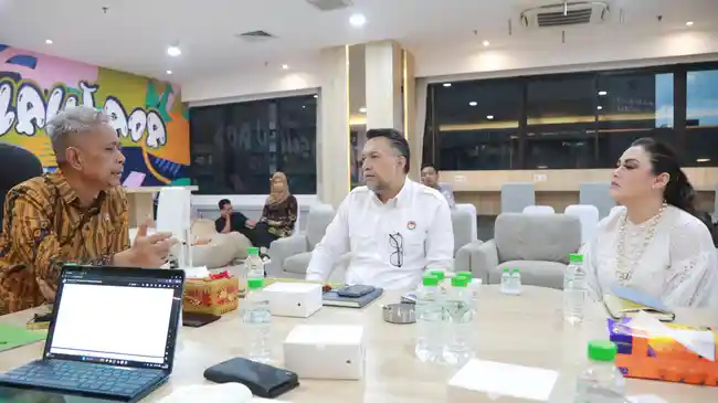 Dukung Program Sekolah Rakyat, Komite Eksekutif Otsus Papua Temui Wamensos Agus Jabo