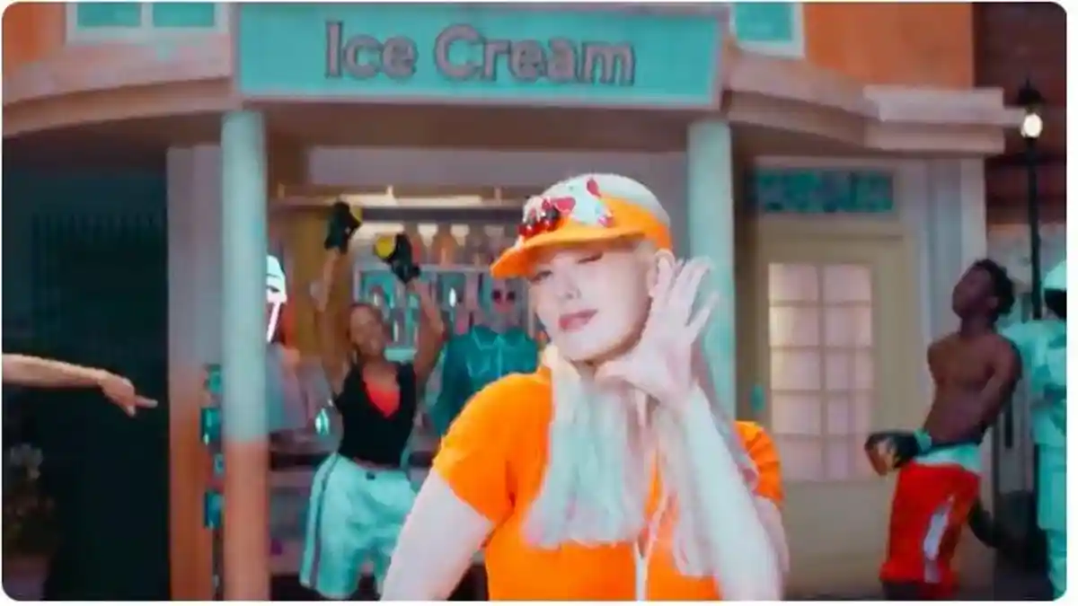 Lirik Lagu Ice Cream - SOMI, Lengkap dengan Terjemahan Bahasa Indonesia