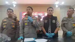 BERI-KETERANGAN-Kapolres-Ogan-Ilir-AKBP-Bagus-Suryo.jpg