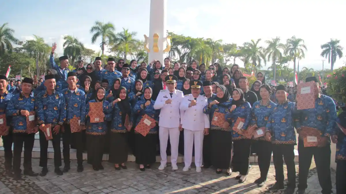 3.527 PPPK Resmi Terima SK Pengangkatan di Parigi Moutong, Erwin Burase Tekankan Profesionalisme