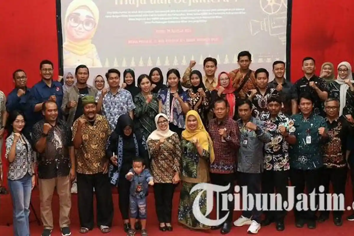 Pemkab Blitar Launching Film Dokumenter 700 Tahun Blitar, Mak Rini Berharap Bawa Manfaat