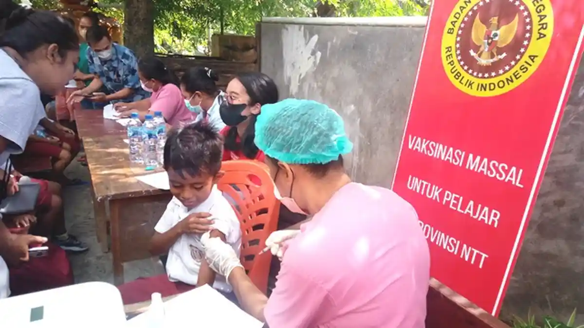 BIN Daerah NTT Gelar Vaksin Pelajar pada Dua Titik di Kabupaten Kupang
