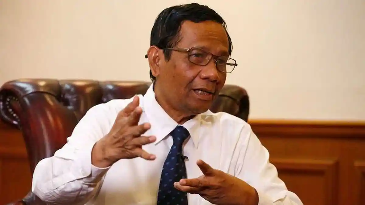Mahfud MD Sindir Minta UGM Tak Cawe-cawe soal Ijazah Jokowi