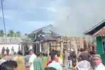 Jalan-A-Djelani-Mempawah-Hilir-Kabupaten-Mempawah-Kalimantan-Barat-ludes-terbakar.jpg