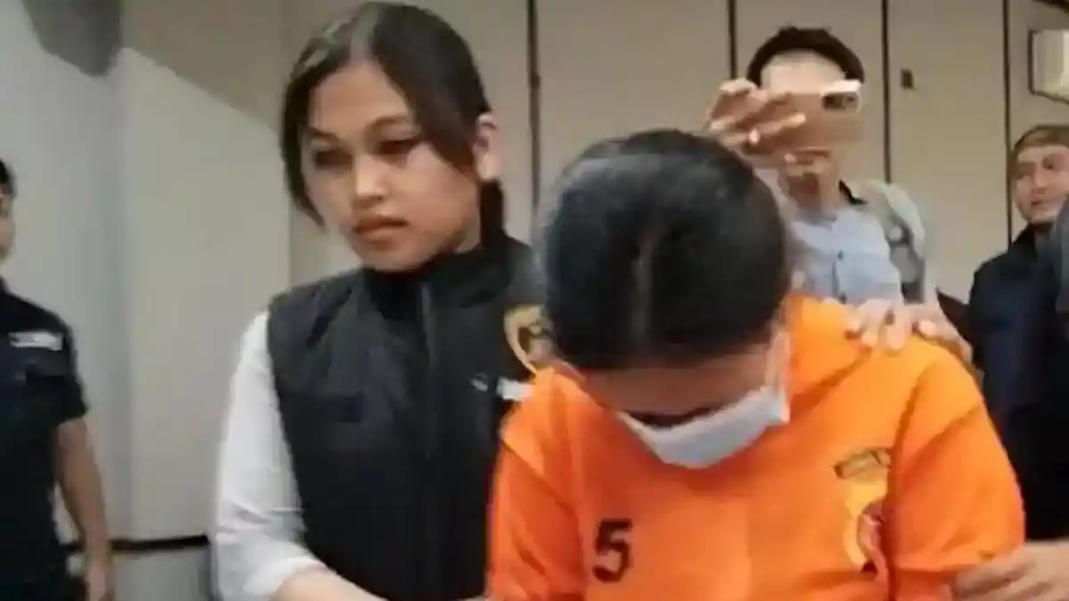 Wanita 59 Tahun Dipukul saat Sujud Salat Magrib oleh Penilap Tabungan Umrahnya