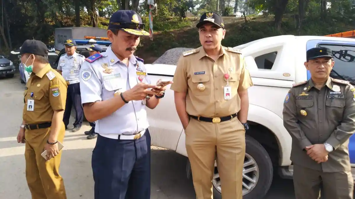 Salah Kaprah, Truk Berbobot Maksimal 8 Ton Boleh Melintas Bebas di Kabupaten Tangerang