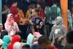 Presiden Temui Nasabah UMi di Tempat Pelelangan Ikan