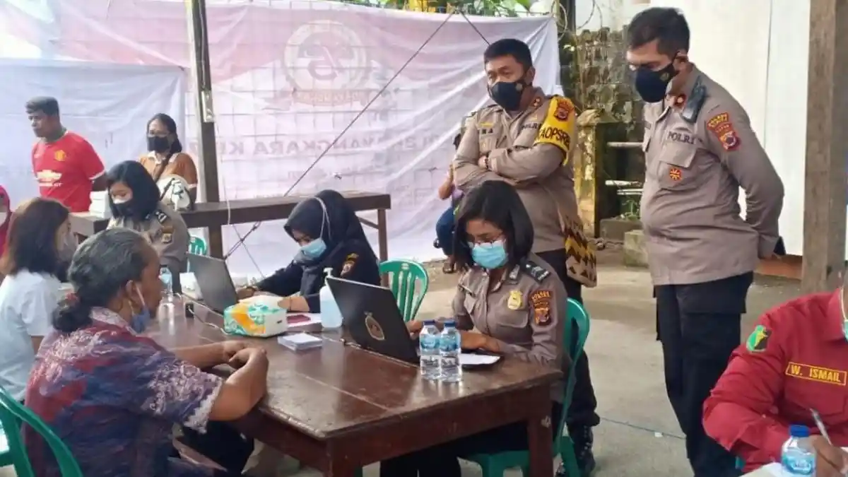 36 Tahanan Rutan Polres Mimika Ikuti Vaksinasi Covid-19