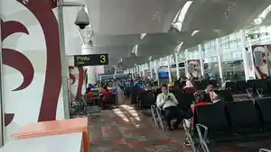 Suasana-di-Bandara-Internasional-Kualanamu-Deli-Serdang.jpg
