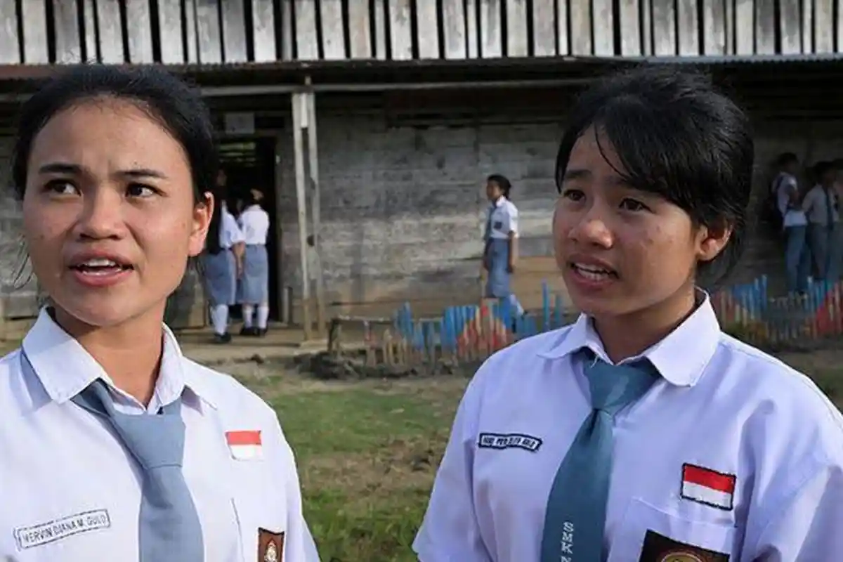 Kisah Kakak Beradik Yatim Piatu Jadi Penderes Karet Demi Nafkah, Dapat Beasiswa dari Bobby Nasution