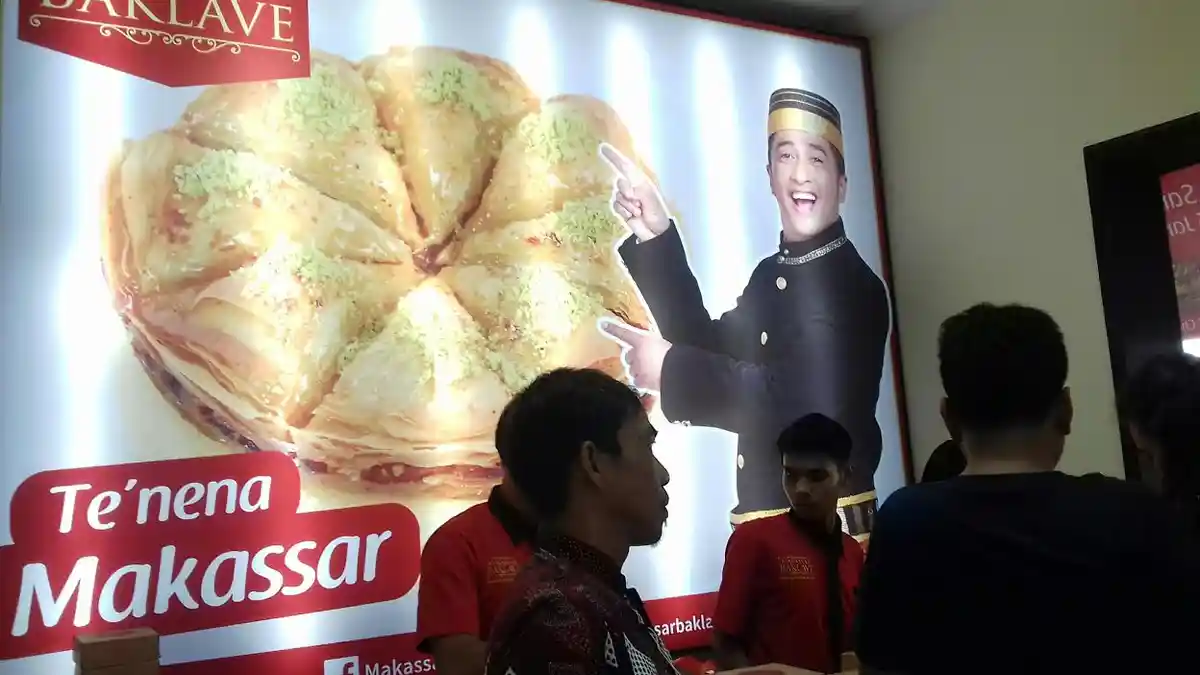 Irfan Hakim Buka Gerai Baklave di Makassar, Bisa untuk Ole-ole Lho - fan1_20170109_120459.jpg