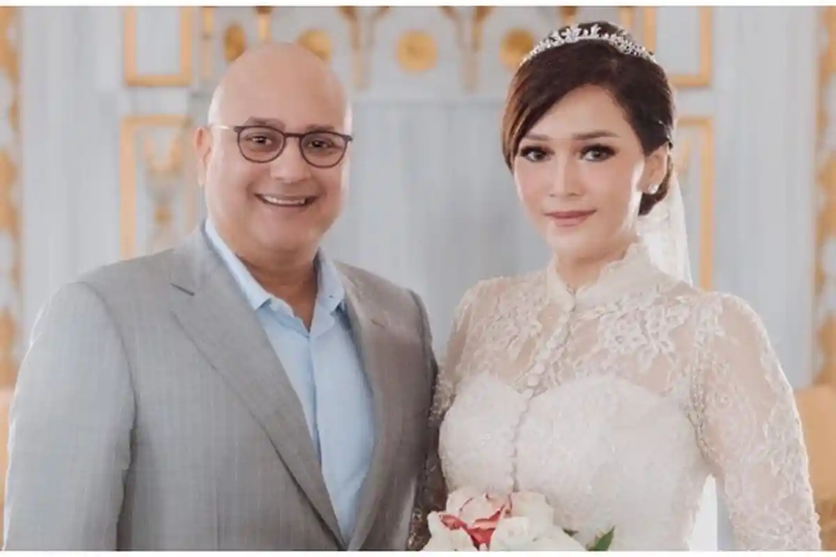 Maia Estianty dan Irwan Mussry Liburan di Maldives, Intip Momen Mesranya Saat Naik Kapal