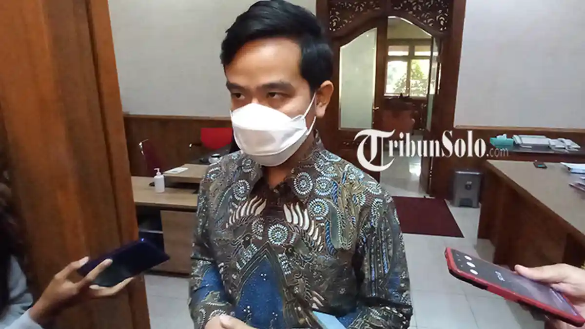 Ada Klaster PTM di Solo, Gibran Akui Ada Desakan Ubah Kebijakan PTM 100 Persen 