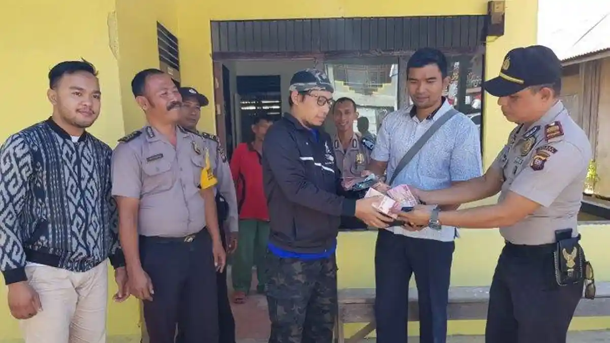 Uang Ratusan Juta Milik Nasabah BRI Tercecer di Kayong Utara