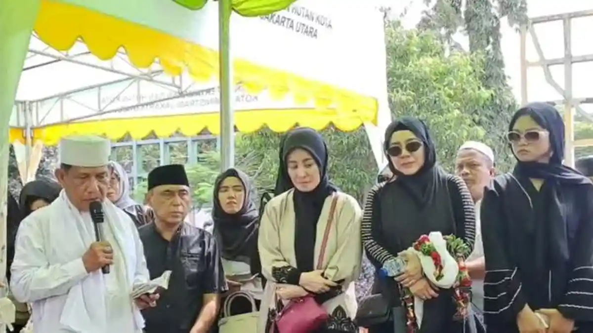 Wasiat Mengharukan Ibunda Cici Faramida dan Siti KDI